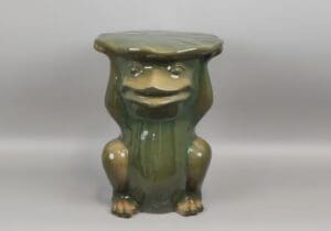 POR STOOL FROG 18H - UPC : 050262355592