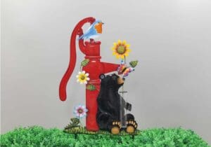 BEAR W/RAIN GAUGE STAKE - UPC : 050262546563